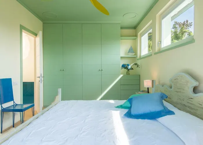 别墅 Monti Di Luna 马尔米堡